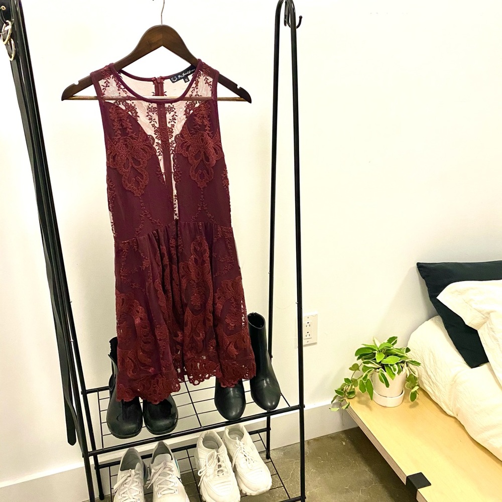Maroon/Wine Lace Cocktail Dress